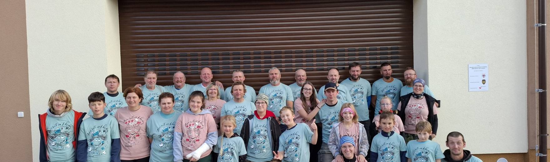 Za obec zelenější - Vykácení náletů v okolí obecního úřadu, úprava prostranství u pomníku, výsadba  bříz a Ovocných stromů a vyžnutí oplocenky na ,,Kamencích,,