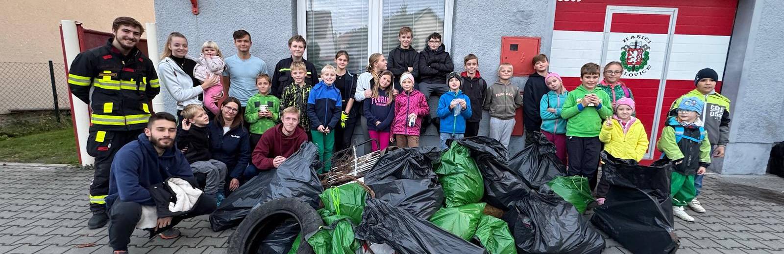 Hasiči pro čistší Milovice