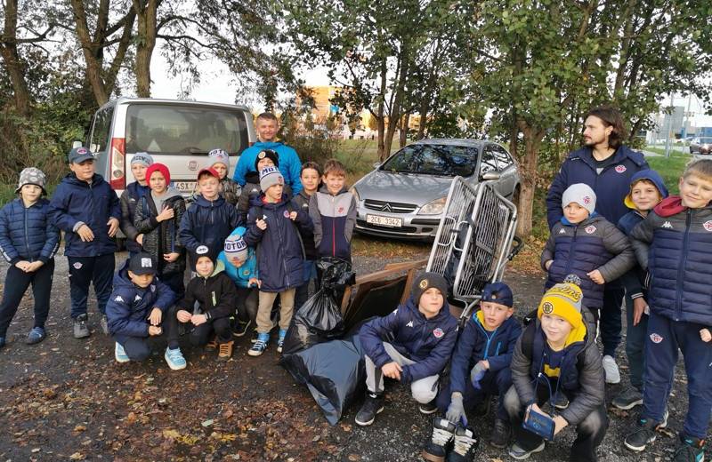 Uklidíme Park Čtyři Dvory a okolí 2025
