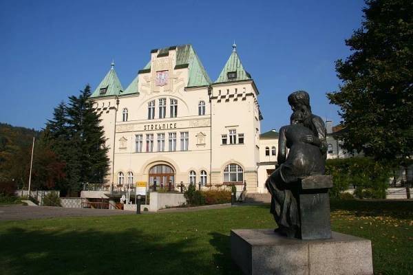 Hurá ven s úsměvem