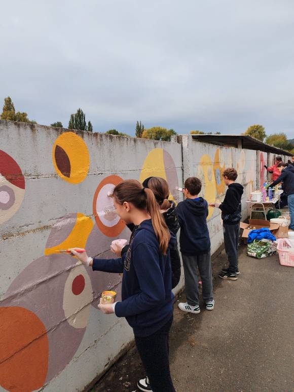 Zkrášlujeme naše okolí